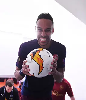 Valencia CF V Arsenal 2018-19 Prints: Arsenal's Aubameyang Scores Hat-trick Securing Europa League Final Berth vs Valencia