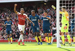 Arsenal's Aubameyang Scores Second Goal vs. West Ham United (2018-19)