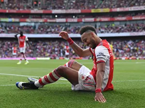 Arsenal's Aubameyang Shines in Arsenal v Norwich City Premier League Clash (2021-22)