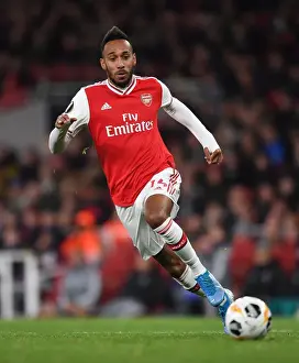 Arsenal's Aubameyang Shines in Europa League Clash Against Standard Liege
