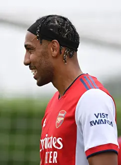 Arsenal's Aubameyang Shines in Pre-Season Friendly Against Millwall
