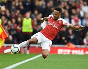 Images Dated 23rd September 2018: Arsenal's Aubameyang Shines in Premier League Clash Against Everton