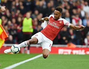 Arsenal's Aubameyang Shines in Premier League Clash Against Everton