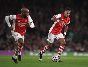 Arsenal V Aston Villa 2021-22 Prints: Arsenal's Aubameyang Stars in Arsenal vs. Aston Villa Clash (2021-22)