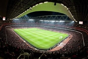 Images Dated 15th February 2008: Arsenal's Barclays Premier League Victory: 2-0 over Blackburn Rovers at Emiras Stadium