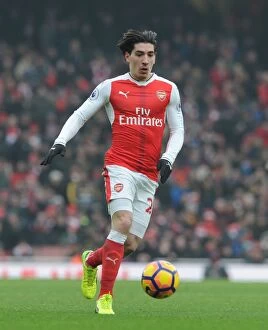 Images Dated 11th February 2017: Arsenal's Bellerin in Action: Arsenal vs. Hull City (Premier League 2016-17)