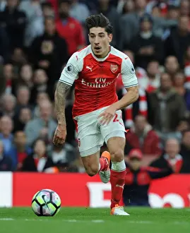 Arsenal's Bellerin in Action: Arsenal vs Swansea City (2016-17)
