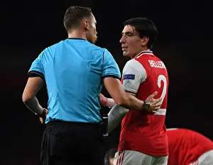 Arsenal's Bellerin Argues with Referee during Arsenal v Standard Liege Europa League Clash