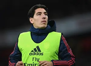 Arsenal's Bellerin Faces Off Against Crystal Palace in Premier League Showdown