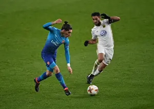 Arsenal V Östersunds FK 2017-18 Prints: Arsenal's Bellerin Fends Off Östersunds Nouri: Europa League Clash