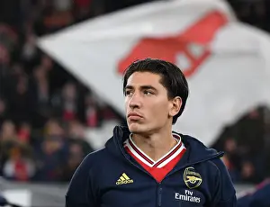 Arsenal's Bellerin Gears Up for Europa League Battle Against Standard Liege