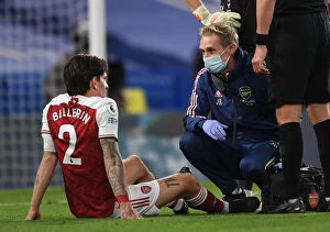 Chelsea v Arsenal 2020-21 Collection: Arsenal's Bellerin Interacts with Physio Amid Chelsea Clash (2020-21)