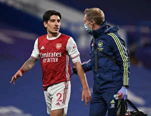 Arsenal's Bellerin Suffers Injury, Forced Off Against Chelsea (2020-21 Premier League)