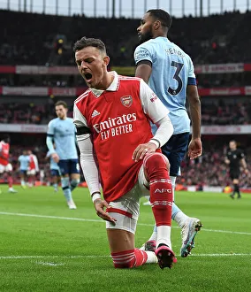 Arsenal's Ben White in Action: Arsenal vs. Brentford, Premier League 2022-23