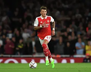 Arsenal's Ben White in Action: Arsenal vs Aston Villa (2022-23 Premier League)