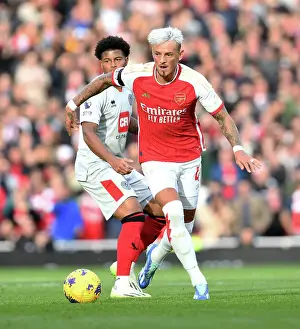 Arsenal V Sheffield United 2023-24 Prints: Arsenal's Ben White in Action: Arsenal vs Sheffield United (2023-24) - Emirates Stadium
