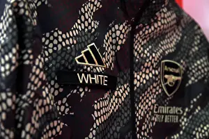 Arsenal's Ben White: A Closer Look at His Warm-Up Jacket (Arsenal v Sheffield United, 2023-24)