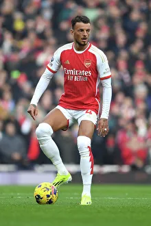 Arsenal's Ben White in Command: Arsenal vs. Crystal Palace (2023-24)
