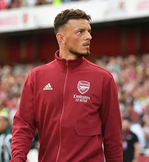 Arsenal's Ben White: Gearing Up for the Battle for Premier League Supremacy: Arsenal vs Manchester United (2023-24)