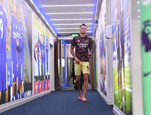 Arsenal's Ben White Gears Up for Premier League Clash Against Leicester City