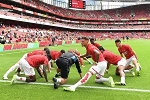 Arsenal's Ben White Gears Up: Arsenal FC vs. Nottingham Forest, Premier League 2023-24