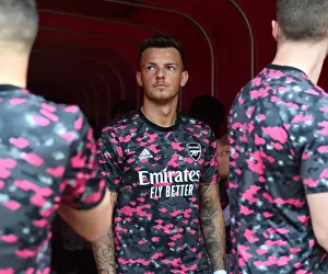 Arsenal's Ben White: Unwavering Focus in the Tunnel Before the Arsenal vs. Tottenham Showdown
