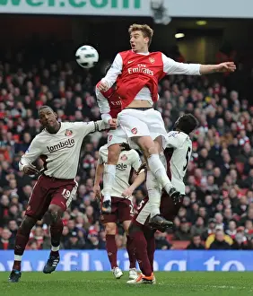 Arsenal's Bendtner vs Sunderland's Bramble: Stalemate at Emirates Stadium, Premier League 2011