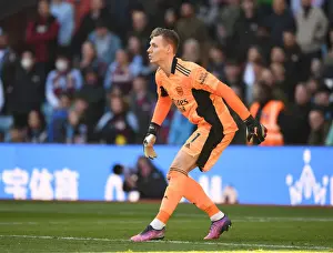 Arsenal's Bernd Leno Focused in Aston Villa Clash - Premier League 2021-22