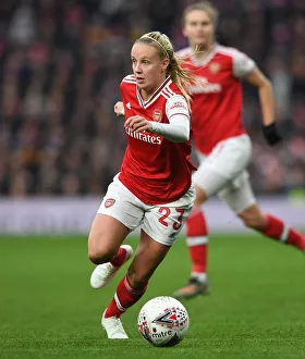 Arsenal's Beth Mead in Action: Tottenham Hotspur vs. Arsenal (FA WSL)