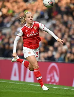 Arsenal's Beth Mead in Action: Tottenham Hotspur vs. Arsenal, FA WSL Clash