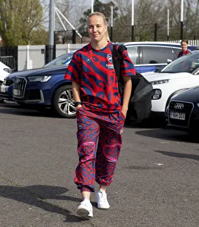 Arsenal's Beth Mead Arrives at Meadow Park for FA Cup Semi-Final vs Chelsea Women