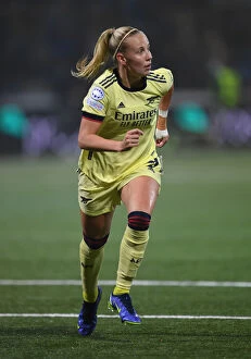 HB Koge v Arsenal Women 2021-22 Collection: Arsenal's Beth Mead Faces Off Against HB Koge in UEFA Women's Champions League