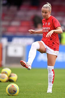 Brighton & Hove Albion v Arsenal 2023-24 Collection: Arsenal's Beth Mead Gears Up for Barclays WSL Showdown Against Brighton & Hove Albion