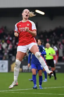 Arsenal's Beth Mead Scores Hat-Trick in Impressive Victory over West Ham