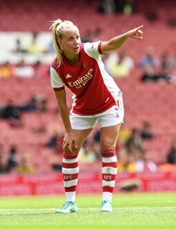 Arsenal Women v Chelsea Women - Mind Series 2021-22 Collection: Arsenal's Beth Mead Shines in Action: Arsenal Women vs Chelsea Women