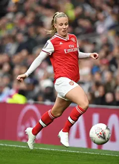 Arsenal's Beth Mead Shines in FA WSL Clash Against Tottenham Hotspur