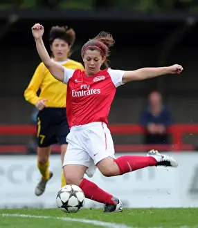 Arsenal's Bianca Bragg Scores Five in Dominant 6-0 UEFA Champions League Victory