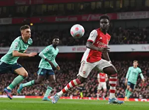 Arsenal's Bukayo Saka in Action Against Leicester City - Premier League 2021-22