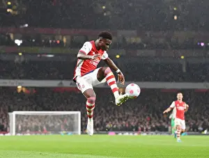 Arsenal's Bukayo Saka in Action against Liverpool - Premier League 2021-22