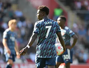 Arsenal's Bukayo Saka in Action against Southampton in the Premier League (2021-22)