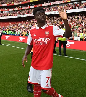 Arsenal V Everton 2021-22 Prints: Arsenal's Bukayo Saka Celebrates Victory Over Everton in 2021-22 Premier League
