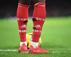 Arsenal's Bukayo Saka Faces Manchester United in the Premier League