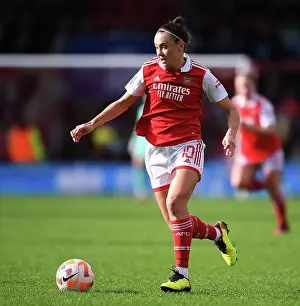 Arsenal's Caitlin Foord Faces Off Against Tottenham Hotspur in FA Women's Super League Showdown