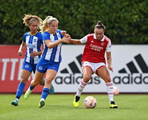 Arsenal's Caitlyn Foord in Action: Arsenal Women vs Brighton & Hove Albion Women - Pre-Season Friendly