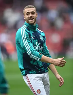Arsenal's Calum Chambers Gears Up for Arsenal v Aston Villa in Premier League