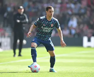 Southampton V Arsenal 2021-22 Prints: Arsenal's Cedric in Action at Southampton's St Marys Stadium - Premier League 2021-22
