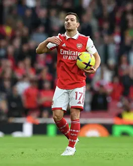 Arsenal's Cedric Soares in Action Against Nottingham Forest (2022-23)