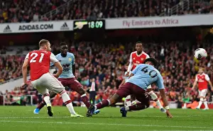 Arsenal's Chambers Scores Second Goal Against Aston Villa in 2019-20 Premier League