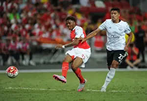 Arsenal's Chuba Akpom Battles Everton's Tyias Browning in Intense Asia Trophy Clash