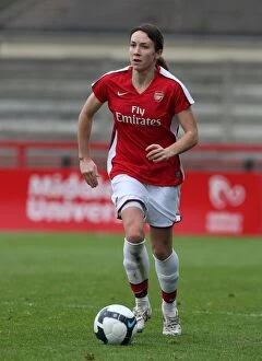 Images Dated 11th November 2009: Arsenal's Corinne Yorston Scores in 2:0 Victory over Sparta Prague in UEFA Cup